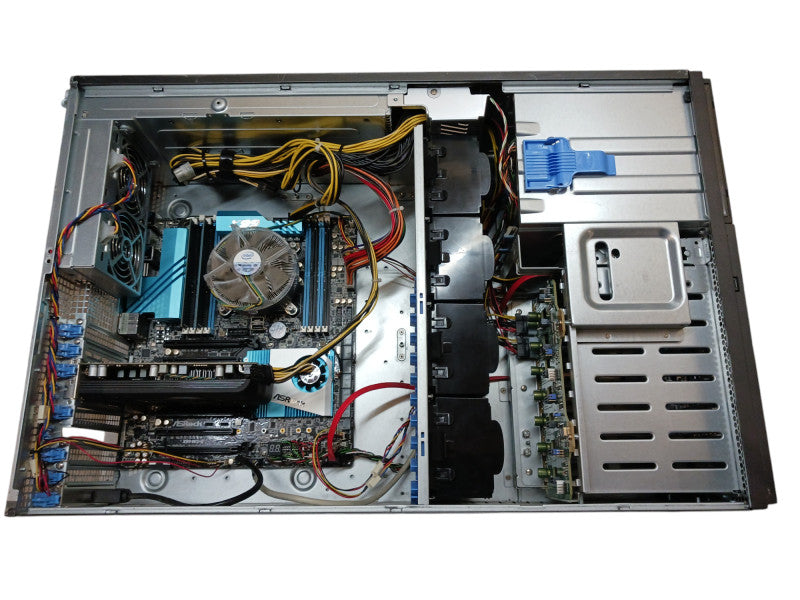 Supermicro CSE747 Intel i7-5820K @ 3.2Ghz Asrock X99 WS-E MSI R770 8GB DDR3 Server