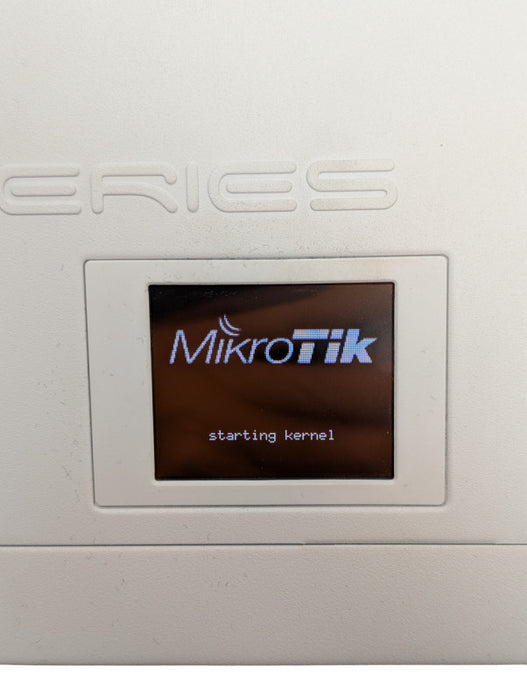 Routerboard MicroTik Cloud Switch CRs125-24G-15-2HnD-IN Please READ  -