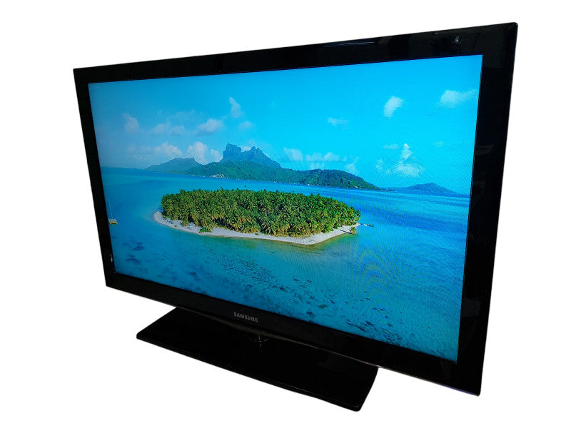 Samsung 40" LCD TV Model: LN40C540F2F  =