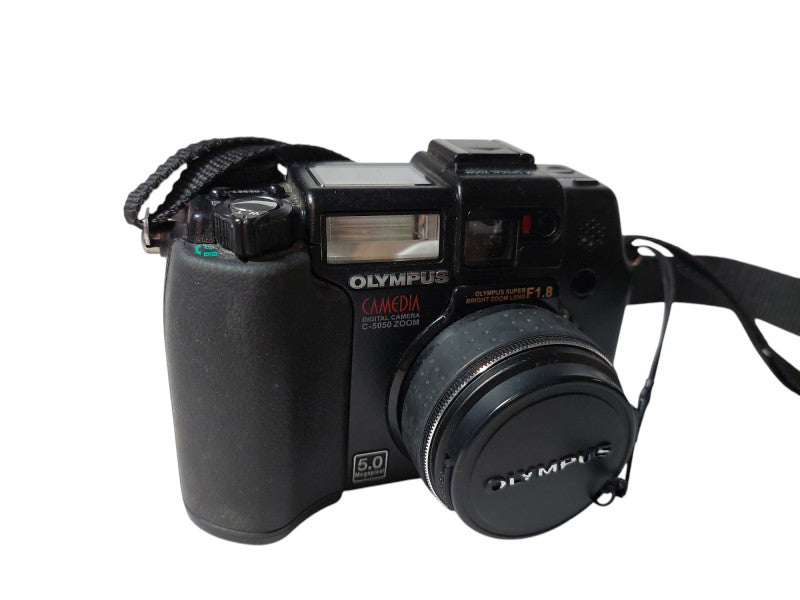 Olympus Camedia Digital Camera C-5050 Zoom 5.0 Megapixels  =