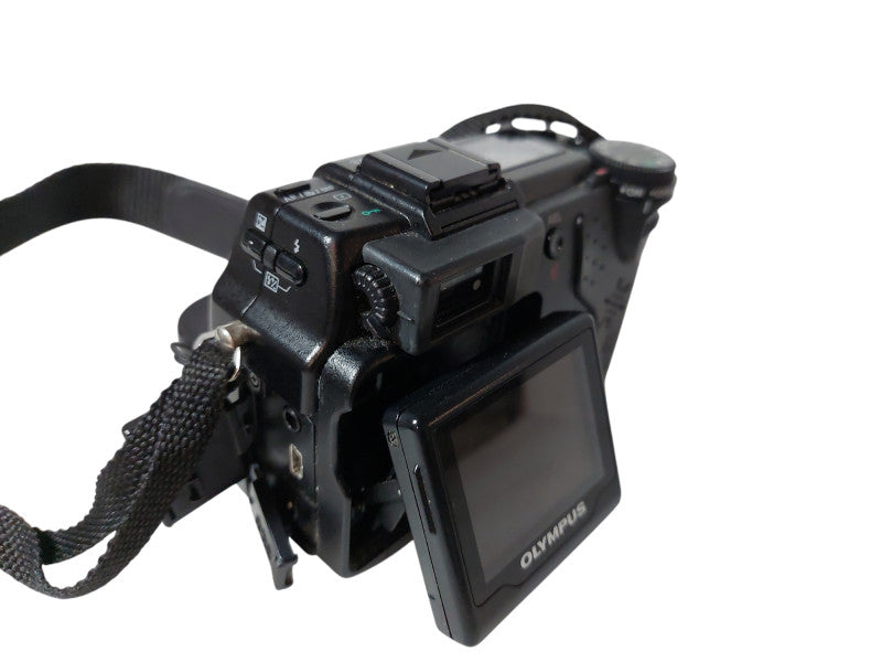 Olympus Camedia Digital Camera C-5050 Zoom 5.0 Megapixels  =