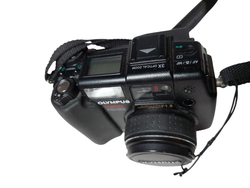 Olympus Camedia Digital Camera C-5050 Zoom 5.0 Megapixels  =