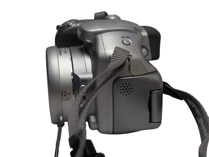 Canon PowerShot S2 IS 5.0 Mega Pixels Digital Camera  PC 1130 Please READ  -