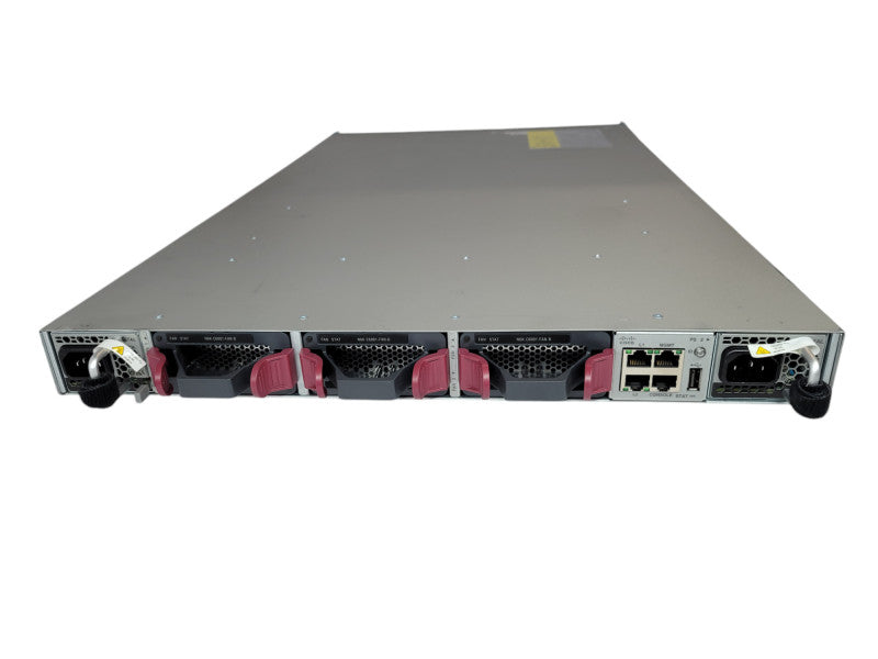 Cisco Nexus N5K-C5672UP 48x SFP+ 6x QSFP+ Network Switch w/rack arms Q%