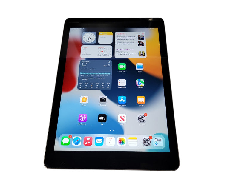 Apple iPad 5th Gen 32GB (A1822) - READ Δ