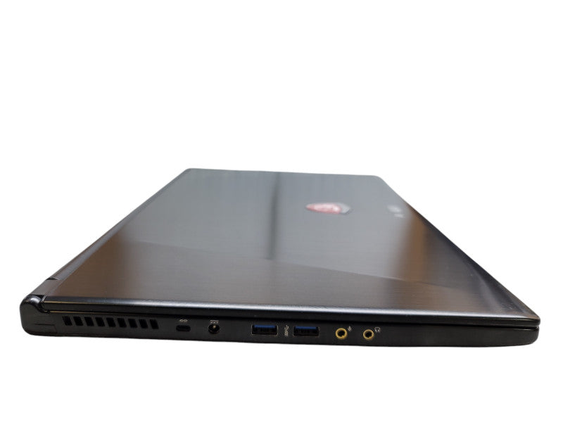 MSI GS60 6QE Ghost Pro(4K)| i7-6700HQ| 16GB DDR4| GTX 970M| 256GB SSD READ  β Lap200