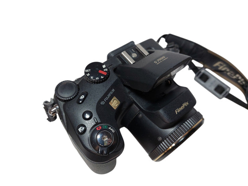 Fujifilm Finepix S7000 Digital Camera  =