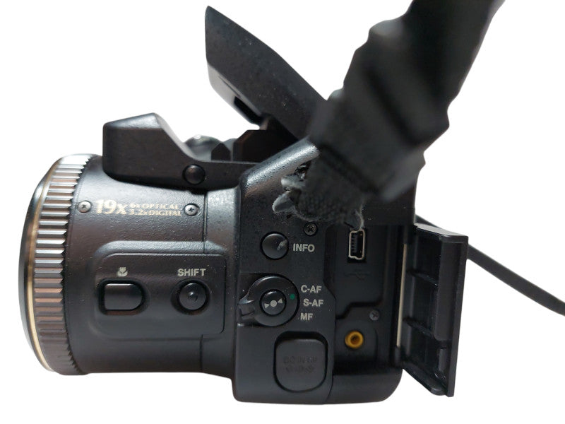 Fujifilm Finepix S7000 Digital Camera  =
