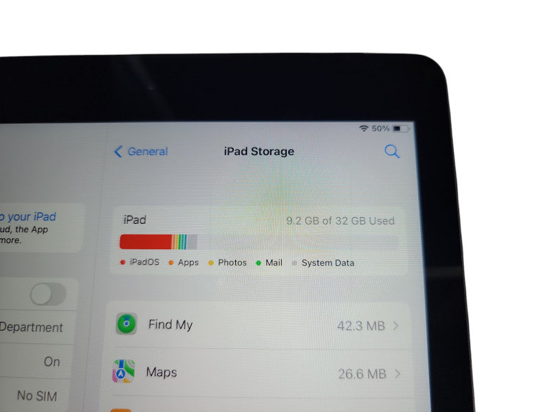 Apple iPad 5th Gen - 32GB - Space Gray [A1823] (