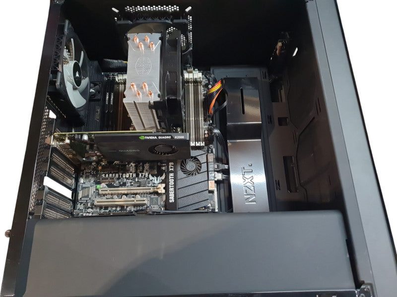 Custom PC, i7-4820K @ 3.7GHz, ASUS Sabertooth X79, 16GB RAM, READ