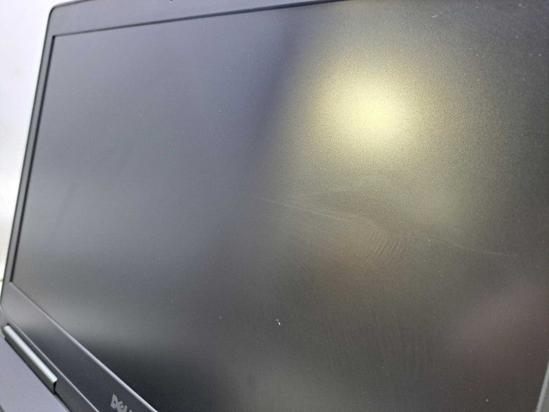 Dell Precision 7520 | Xeon E3-1535M @3.10GHz, 16GB DDR4, M1200, 512GB NVMe *READ*  Lap200