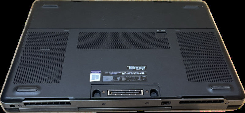 Dell Precision 7520 i7-7700HQ@2.8GHz Radeon Pro WX 2GB GPU 32GB RAM 512GB SSD  Lap200