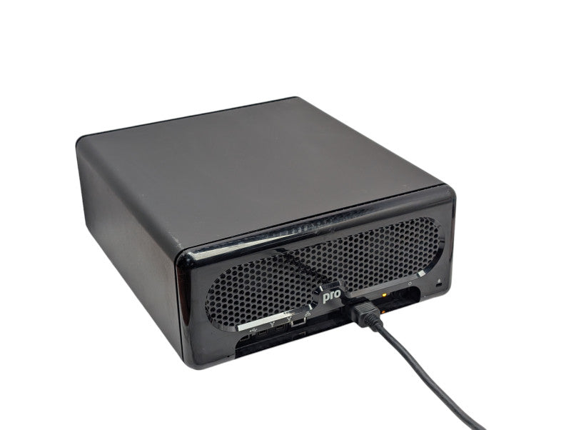 DROBO PRO Data Robotics 8 bay NAS 3.5 inch DRPR1-A Please READ  -