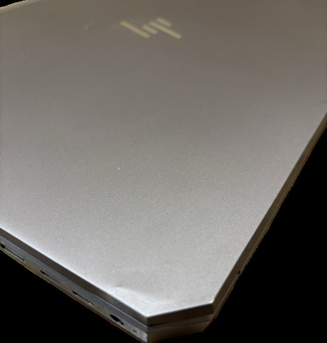 HP ZBook Studio G5 4K LCD i7-8750H QUADRO P1000 4GB GPU 32GB RAM 512SSD READ!  Lap200