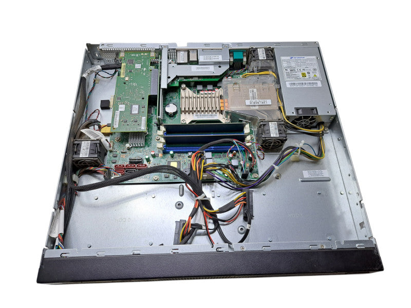 Lenovo ThinkServer RS140 1U| Xeon E3-1246 v3 @3.50GHz, 8GB DDR3, SAS 9240-8i