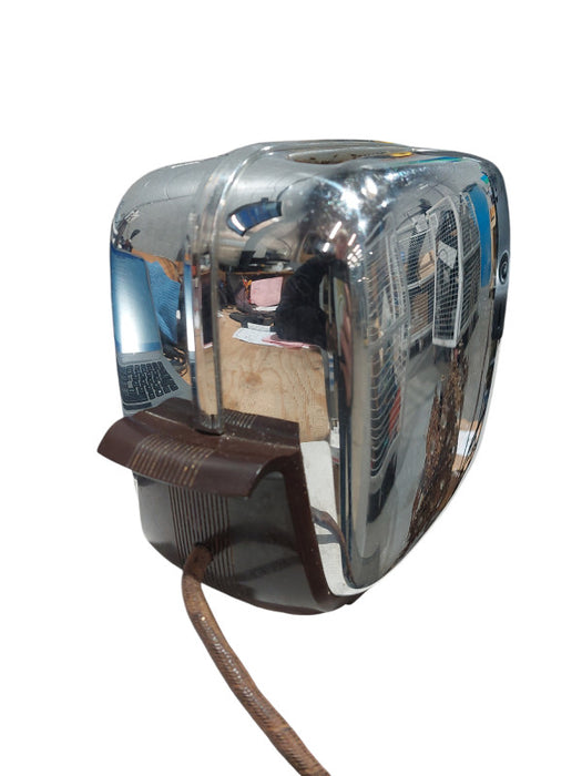 Vintage Toastmaster Automatic Pop-Up 2 Slice Chrome Toaster  Model: 1B14 =