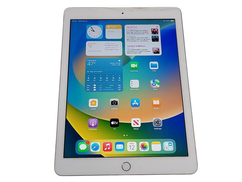 Apple iPad 5th Gen - 32GB - Silver [A1822 | Wifi Only | Read] (