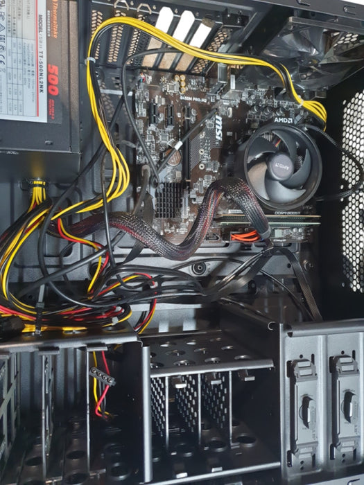 Custom PC B450M PRO-M2 MAX Ryzen 3 2200G 3.5GHz 16GB RAM - No HDD