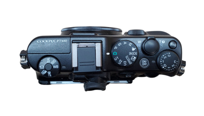 Nikon Coolpix P7100 10.1MP Digital Camera + Battery *READ*
