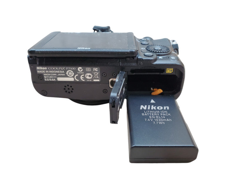 Nikon Coolpix P7100 10.1MP Digital Camera + Battery *READ*