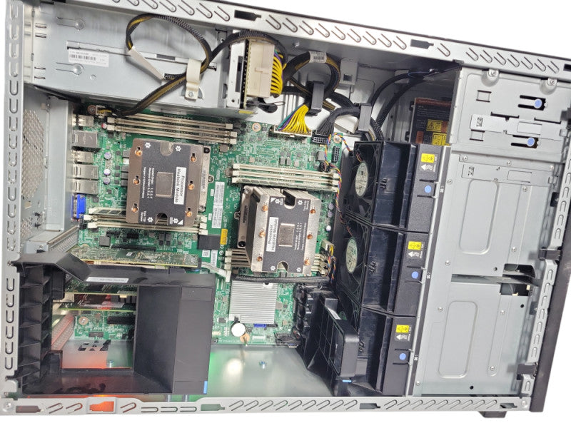 Lenovo ThinkSystem ST550 2x Xeon Silver 4110 32GB DDR4, 930-8i 12Gb RAID _