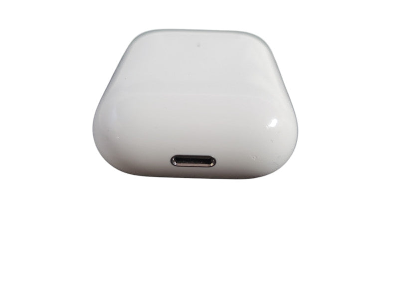 Apple AirPods A1938 with Charging Case !