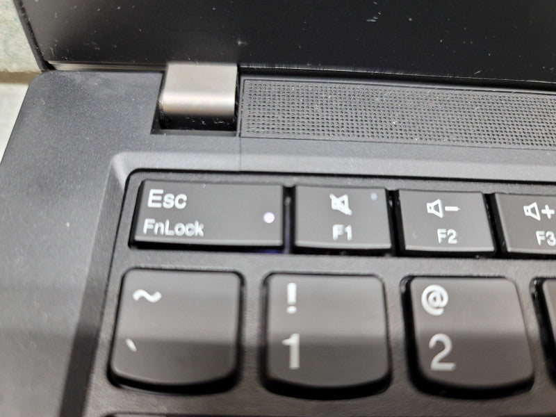 Lenovo ThinkPad P14s Ryzen 7 4750U 16GB DDR4 256GB SSD  β Lap200