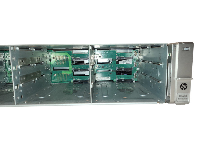 HP D3600 Storage Enclosure QW968 12x 3.5" 2x QW968-044002 SAS Controller   Q$