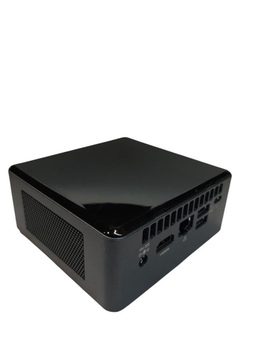 Intel NUC i7-8559 2.70 GHz 8GB DDR4  Q