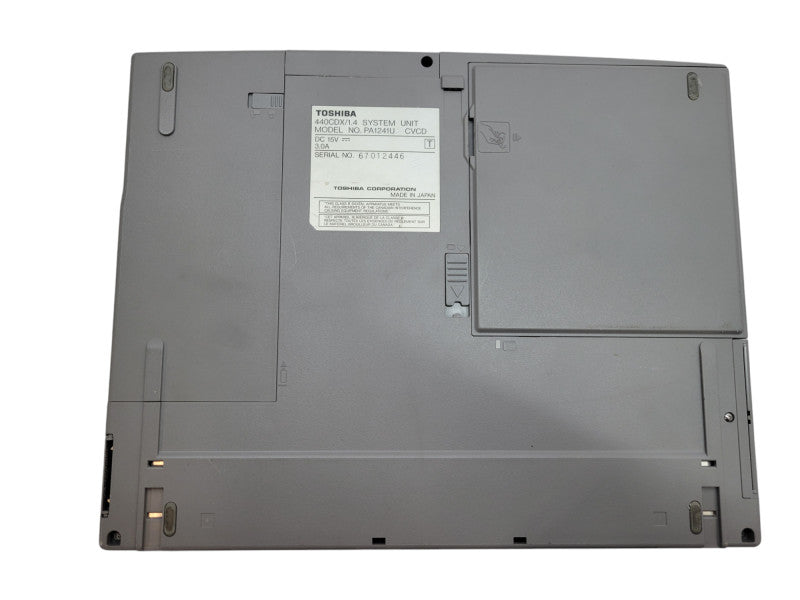 Vintage Toshiba Satellite 440CDX Pentium 100MHz 16MB NO HDD + PWR ADPTR %