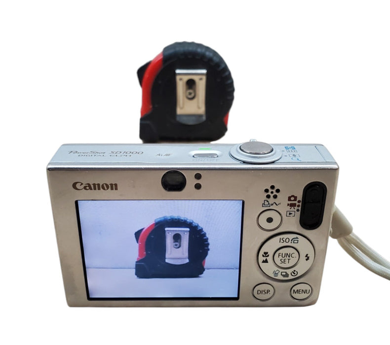Canon PowerShot SD1000 7.1MP Digital Camera + Battery/Battery Charger