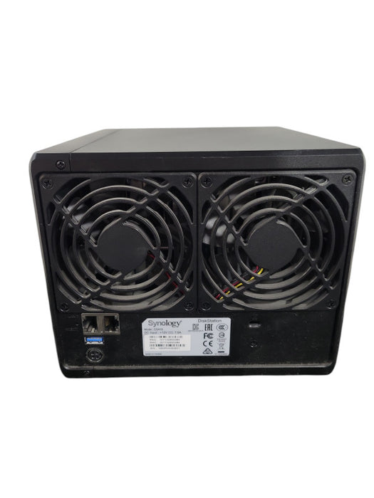 Synology DiskStation DS418 4-Bay NAS - 4x 4TB HDD !