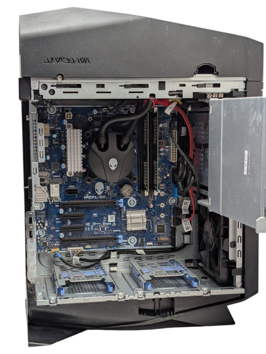 DELL Alienware Aurora R7 i7 Please READ  -