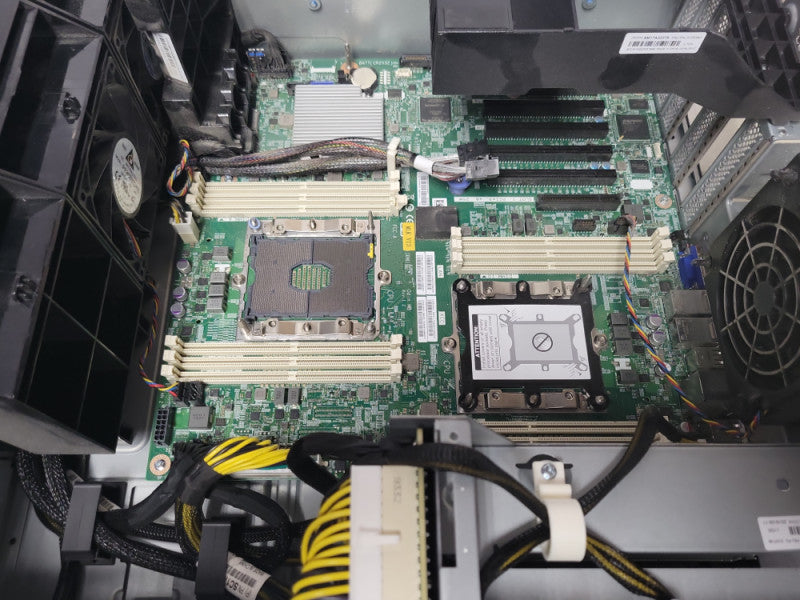 Lenovo ThinkSystem ST550 barebone, No RAM/CPU/HDD/PSU, READ _