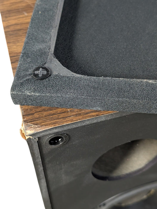 Auratone QC66 Quality Control Three-Way Speaker Monitors Please REA D  -