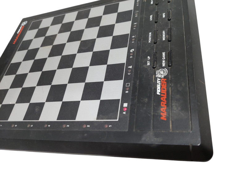 Fidelity Marauder Chess Challenger Game NO Chess Pieces Model: 6121 =