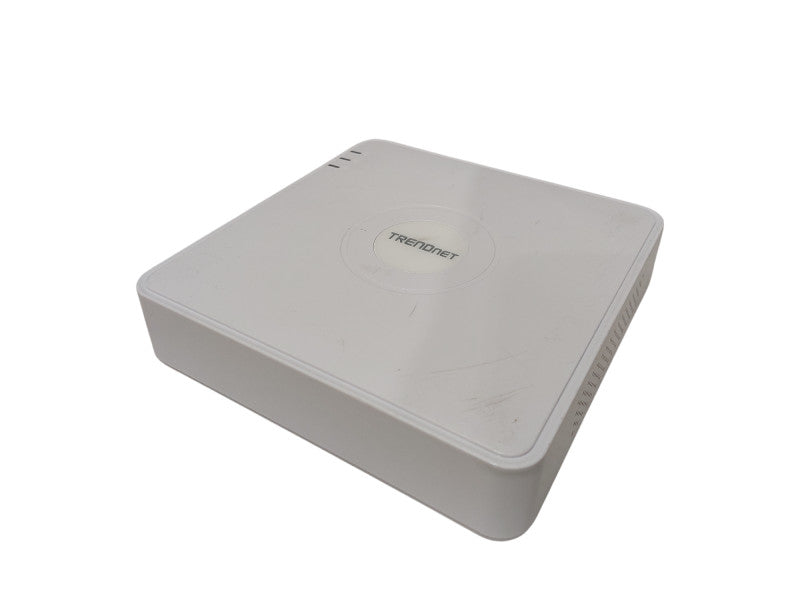 Trendnet 4- Channel HD POE NVR Model: TV-NVR-104 ( NO HDD )  =