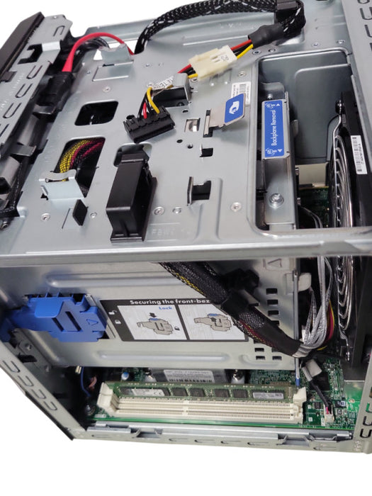 HP ProLiant MicroServer G8 Celeron G1610T 2.30GHz 8GB RAM P212 READ _