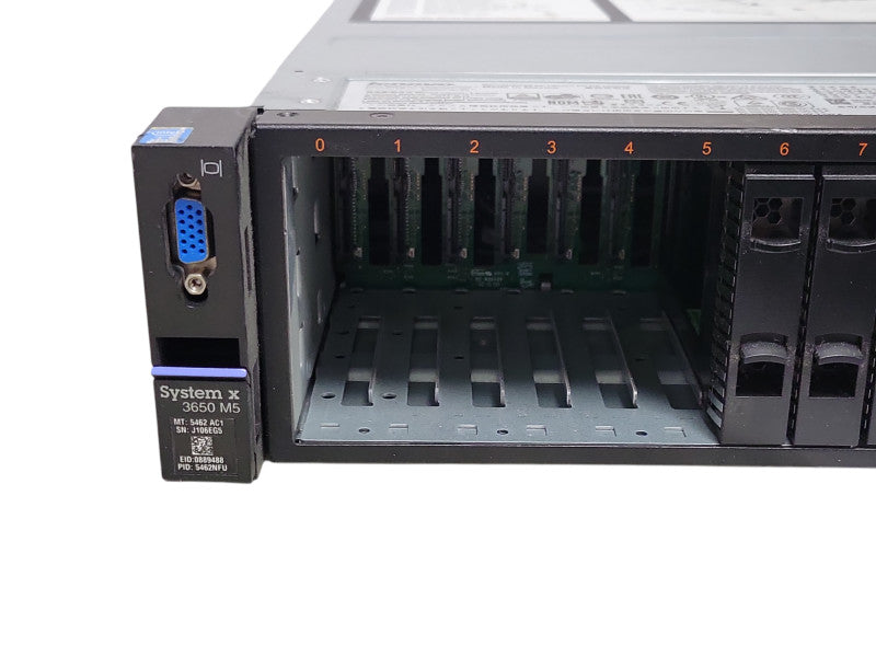 Lenovo X3650 M5 2U 16x2.5" 2x Xeon E5-2640v3 2.60GHz 64GB RAM, 2x PSU, M5210 _