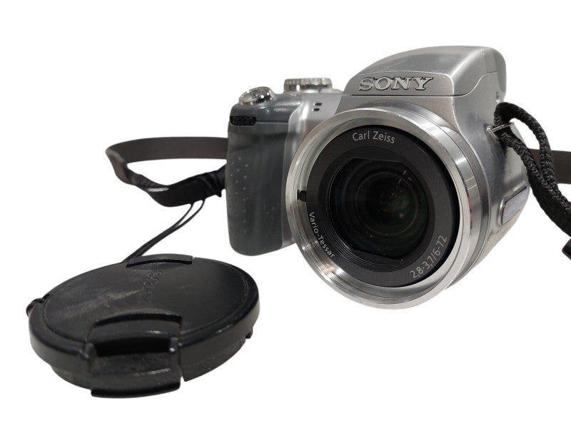 Sony Camera 6.0 Mega Pixels Cyber Shot Super Steady Shot DSC-H2 =
