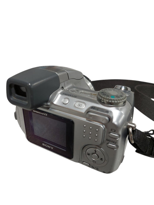 Sony Camera 6.0 Mega Pixels Cyber Shot Super Steady Shot DSC-H2 =