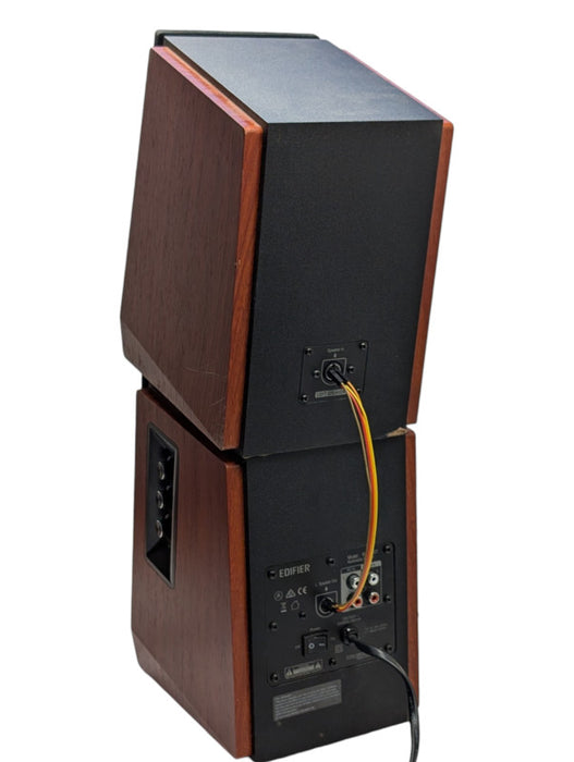 EDIFIER R1700BT Bluetooth Speakers Please READ  -