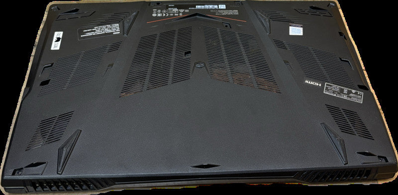 MSI WE63 8SI Workstation i7-8750H@2.2G QUADRO P1000 4GB GPU 16GB RAM 256SSD  Lap200