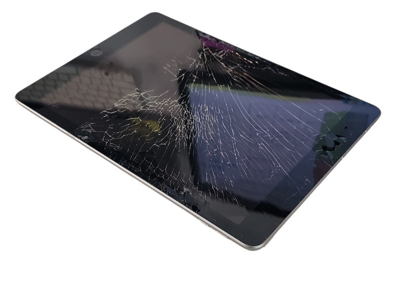 Apple iPad 6th Gen - 32GB - Space Gray [A1893 | Read] (