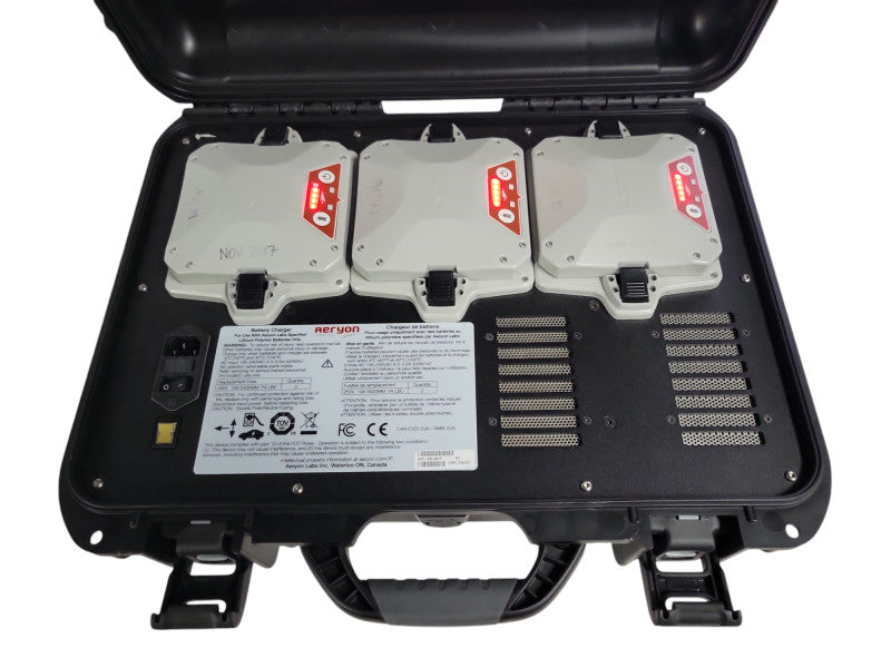 Nanuk 925 3-bay Charging Hard Case Aeryon SkyRanger w/ 3x Batteries, READ _