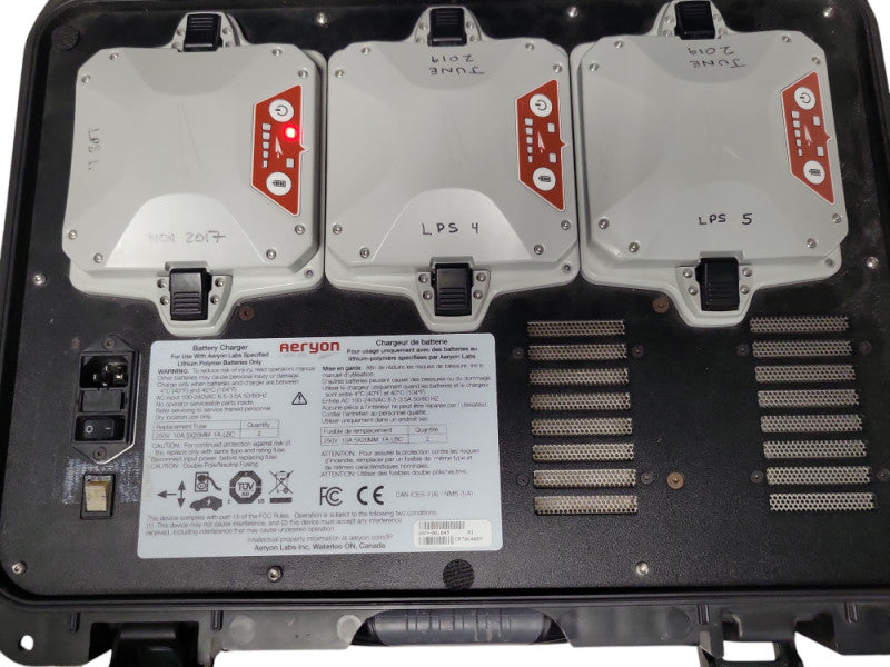 Nanuk 925 3-bay Charging Hard Case Aeryon SkyRanger w/ 3x Batteries, READ _
