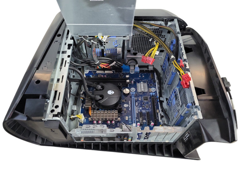 Alienware Aurora R11 Barebones NO CPU/RAM/GPU READ !