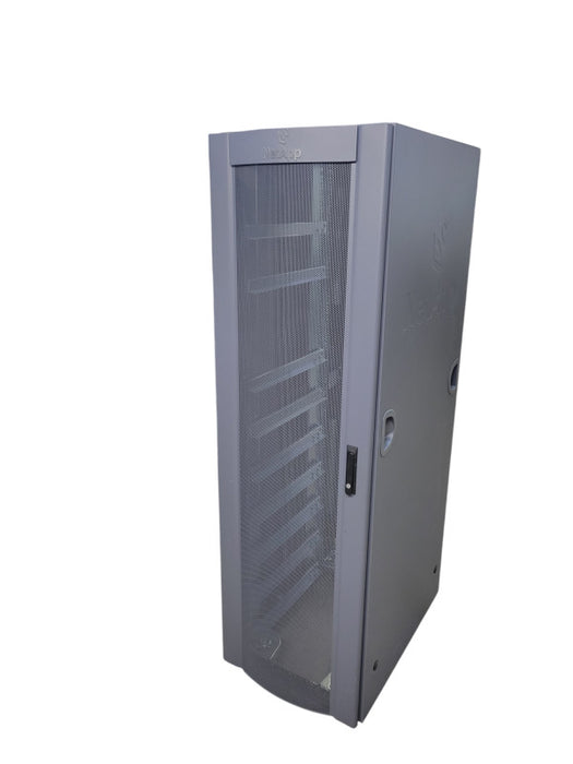 NETAPP NAC-0501 SERVER RACK - No PDUs  Q%