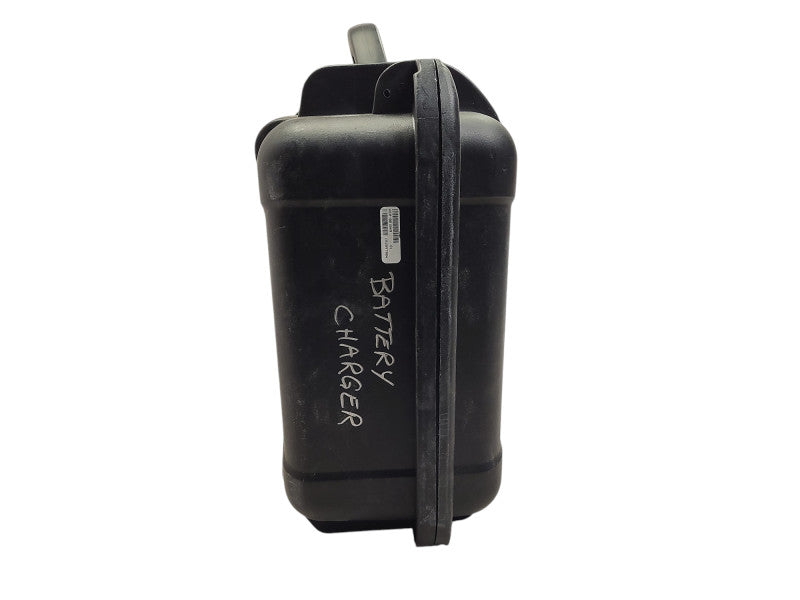 Nanuk 925 3-bay Charging Hard Case Aeryon SkyRanger w/ 3x Batteries, READ $
