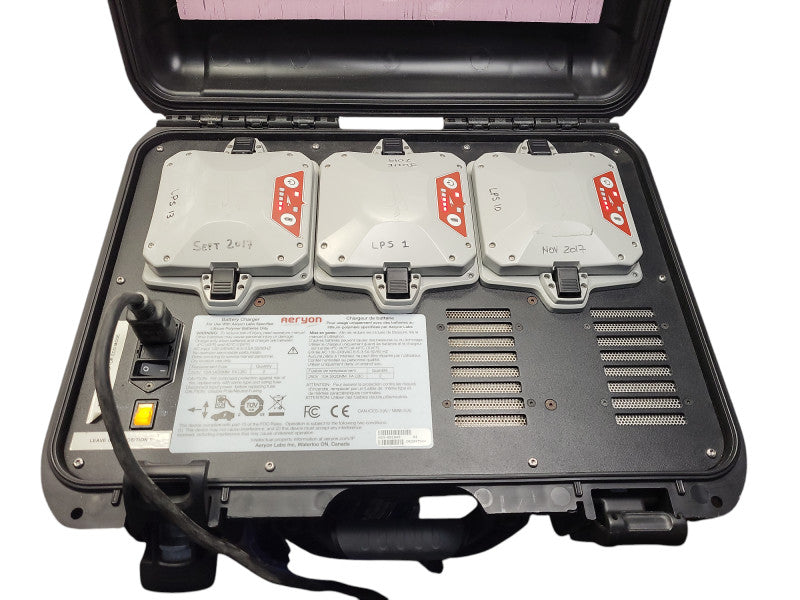 Nanuk 925 3-bay Charging Hard Case Aeryon SkyRanger w/ 3x Batteries, READ $